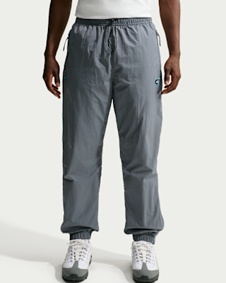 Nike Sportswear Air Max 95 Men's Woven Trousers. Nike NO